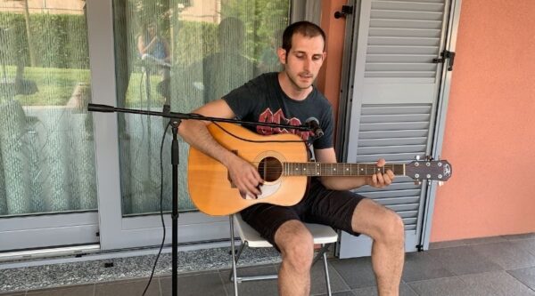 Lezione di canto - immagine 3